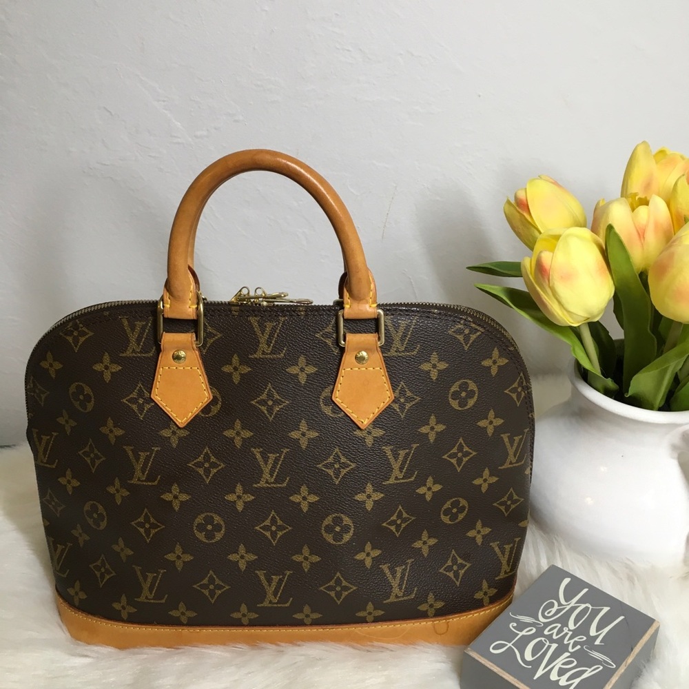 Louis Vuitton Alma PM monogram purse
